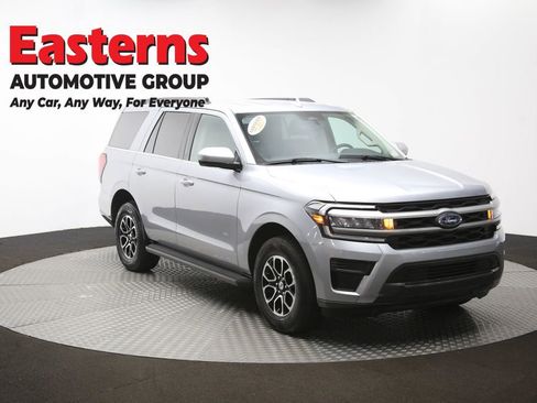 Used 2024 Ford Expedition XLT image 50