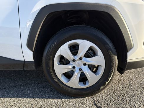 Certified 2025 Toyota RAV4 LE image 23