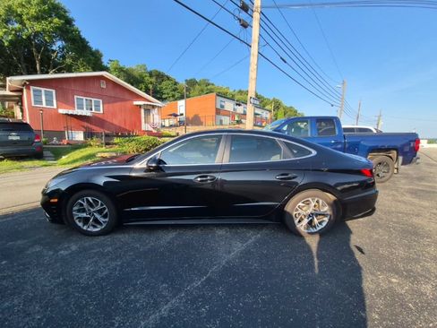 Used 2023 Hyundai Sonata SEL w/ Preferred Accessory Package FWD image 4