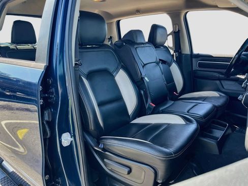 Used 2019 RAM 1500 Big Horn AWD/4WD image 25
