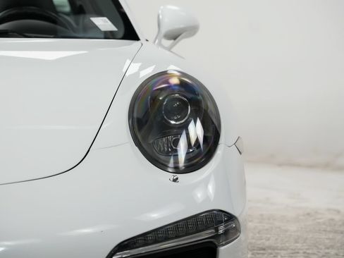 Used 2015 Porsche 911 Targa 4 AWD/4WD image 7