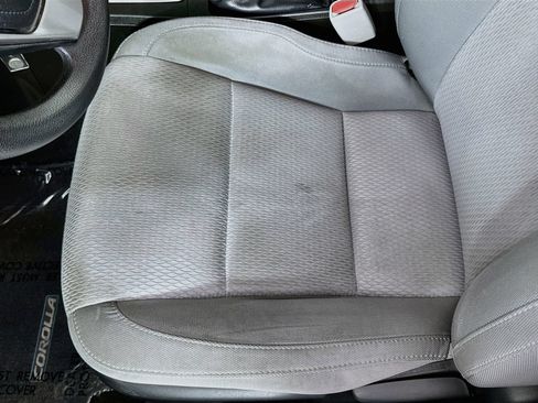 Used 2014 Toyota Corolla LE w/ Protection Package FWD image 18
