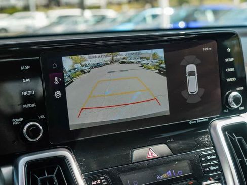 Certified 2023 Kia Sorento EX AWD/4WD image 20