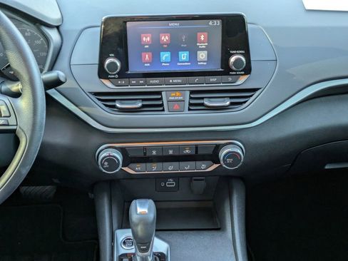 Used 2023 Nissan Altima 2.5 S image 17