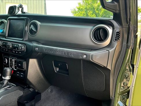Used 2021 Jeep Wrangler Unlimited Sport AWD/4WD image 16