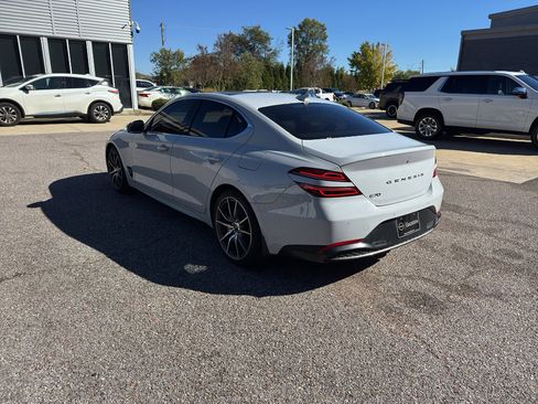 Used 2022 Genesis G70 2.0T w/ Prestige Package image 7
