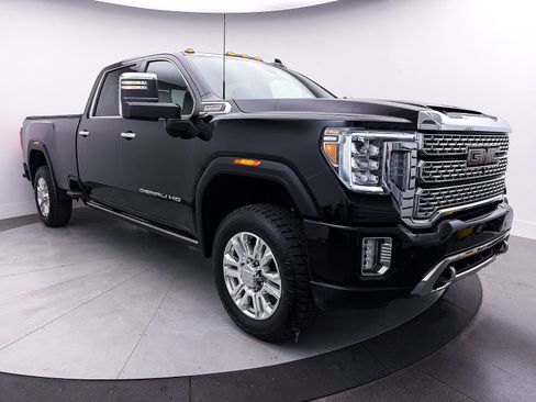 Used 2022 GMC Sierra 3500 Denali w/ Denali Ultimate Package AWD/4WD image 26