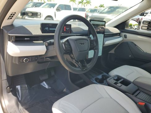 Used 2025 Ford Mustang Mach-E Premium RWD image 9