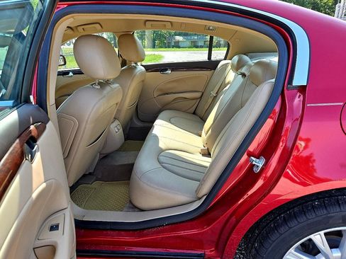 Used 2011 Buick Lucerne CXL w/ Driver Confidence Package image 17