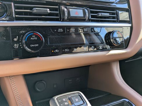 New 2025 Nissan Pathfinder Platinum w/ Cargo Package image 9