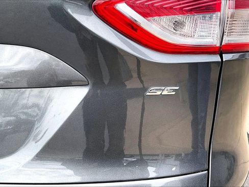 Used 2016 Ford Escape SE image 7