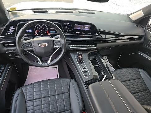 Certified 2024 Cadillac Escalade V w/ LPO, ONYX Package AWD/4WD image 20