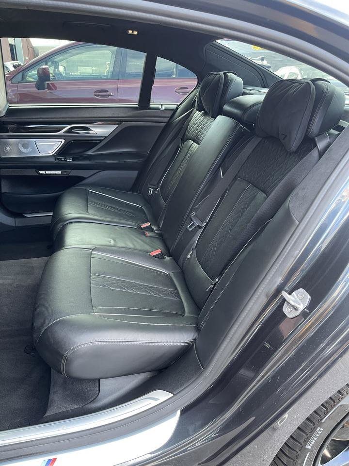 Used 2016 BMW 750i xDrive AWD/4WD image 14