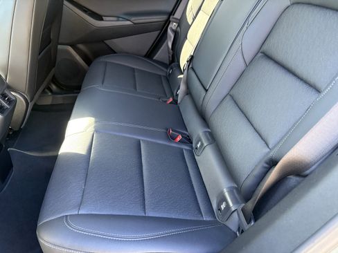 Certified 2025 Chevrolet Equinox LT w/ Convenience Package II image 9