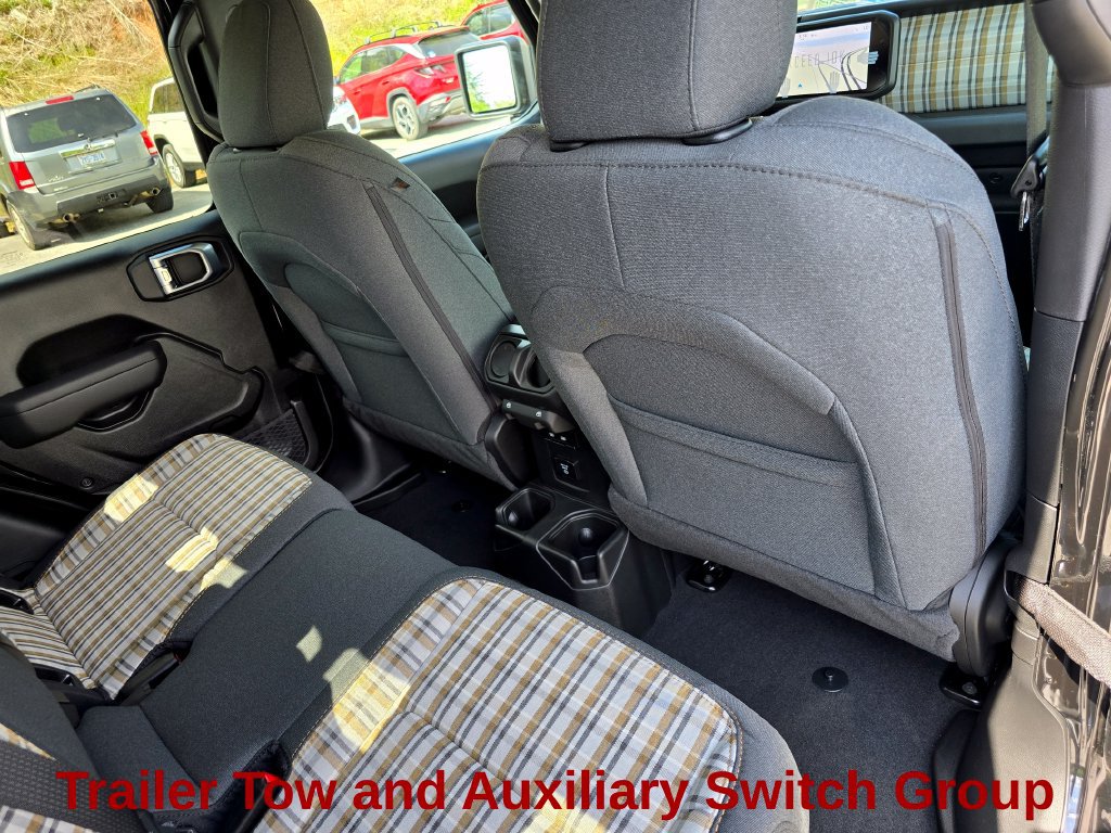 New 2026 Jeep Gladiator Sport AWD/4WD image 24