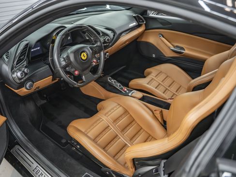 Used 2016 Ferrari 488 GTB RWD image 24