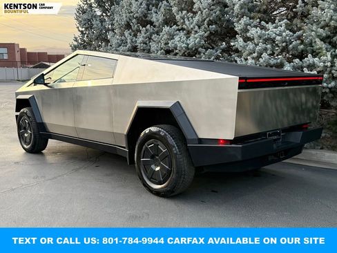 Used 2024 Tesla Cybertruck AWD Crew Cab image 6