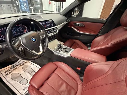Used 2022 BMW 330i Sedan w/ Driving Assistance Package image 13