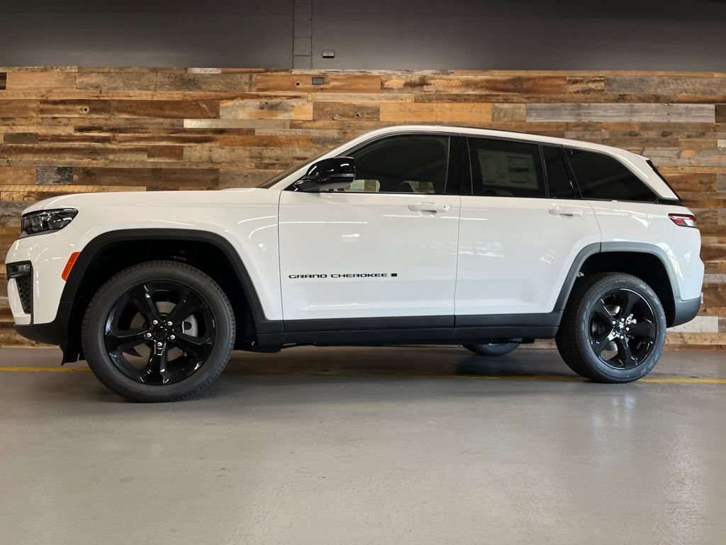 New 2026 Jeep Grand Cherokee Limited w/ Limited Altitude Package AWD/4WD image 61