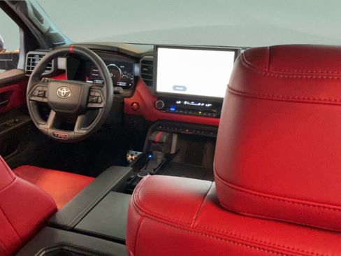 Used 2025 Toyota Sequoia TRD Pro AWD/4WD image 43