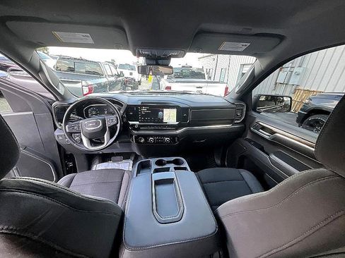 Used 2023 GMC Sierra 1500 Elevation image 33