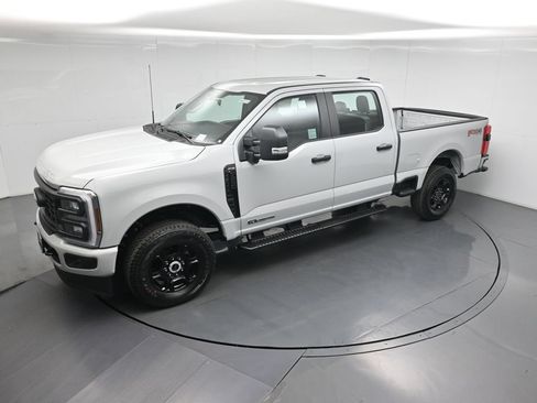 New 2026 Ford F250 XL w/ STX Appearance Package AWD/4WD image 40