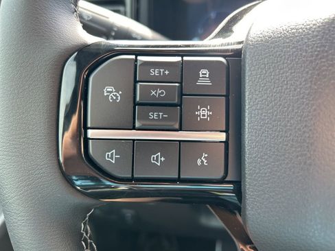 New 2026 Ford F250 Lariat w/ Black Appearance Package image 20