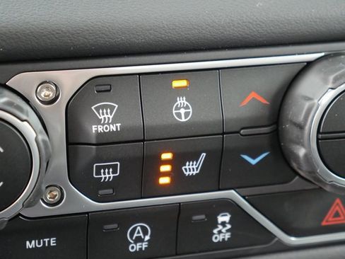 New 2025 Jeep Gladiator Rubicon w/ Safety Group image 3