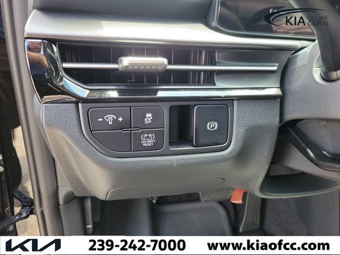 New 2026 Kia Sportage LX FWD image 22