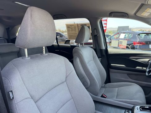 Used 2019 Honda Pilot EX image 30