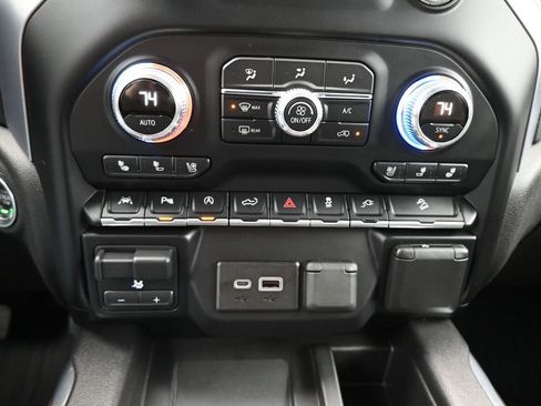 Used 2019 GMC Sierra 1500 SLT w/ SLT Premium Plus Package AWD/4WD image 15