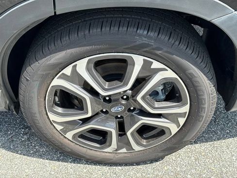 Used 2023 Subaru Ascent Touring AWD/4WD image 25