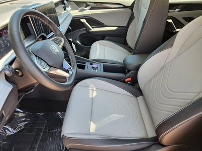 New 2026 Volkswagen Tiguan SE