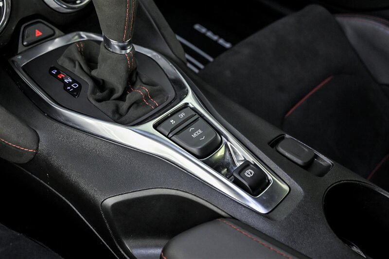 Used 2022 Chevrolet Camaro ZL1 RWD image 32