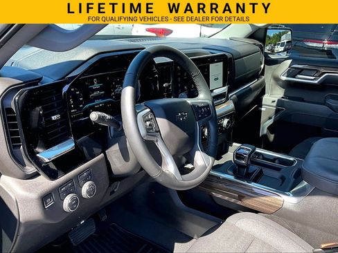 Used 2025 Chevrolet Silverado 1500 RST w/ Convenience Package II AWD/4WD image 14