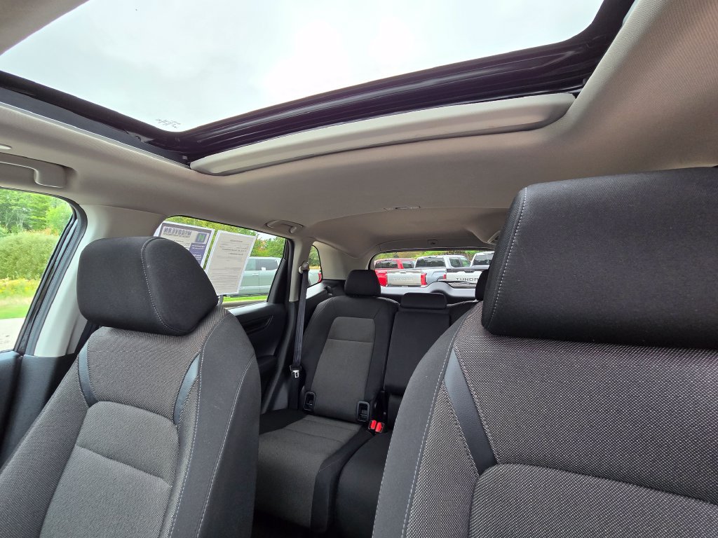 Used 2024 Honda CR-V EX image 28