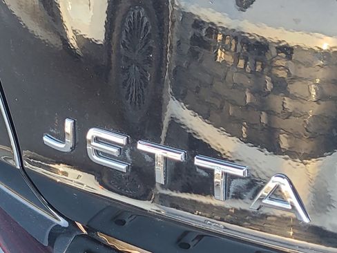 Used 2024 Volkswagen Jetta Sport image 25