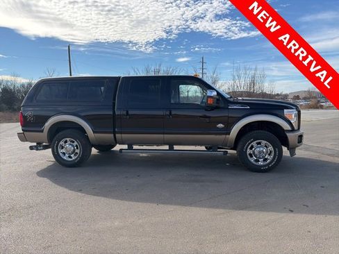 Used 2013 Ford F250 King Ranch w/ King Ranch w/Chrome Pkg image 2