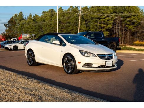 Used 2016 Buick Cascada Premium image 31