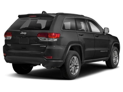 Used 2018 Jeep Grand Cherokee Altitude AWD/4WD image 2