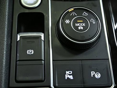 Used 2022 Volkswagen Atlas SEL Premium image 29