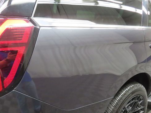 Used 2025 Ford Expedition Active AWD/4WD image 62