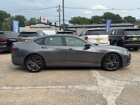 Used 2022 Acura TLX w/ A-SPEC Pkg FWD image 9