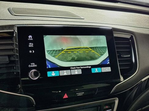 Used 2025 Honda Passport Black Edition image 17