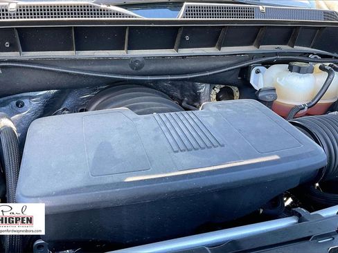 Used 2025 Chevrolet Silverado 1500 RST image 34