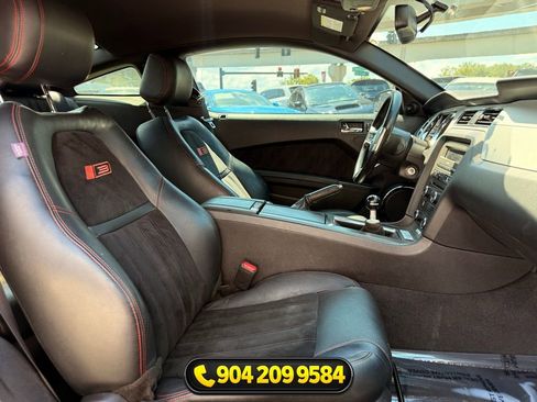 Used 2013 Ford Mustang GT Premium RWD image 30
