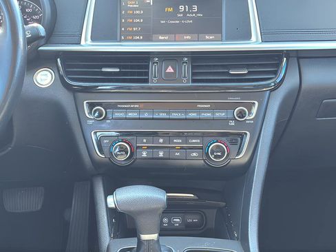 Used 2019 Kia Optima S FWD image 21