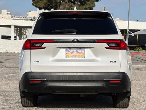 Certified 2024 Toyota Grand Highlander AWD image 5