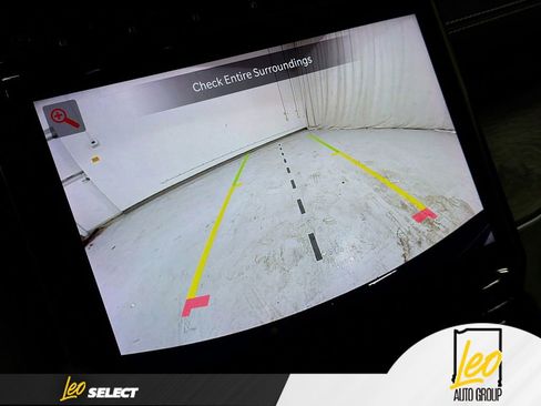 Used 2023 Jeep Grand Cherokee Limited AWD/4WD image 14