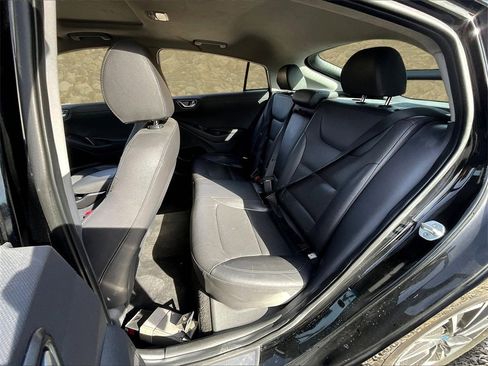 Used 2020 Hyundai Ioniq Limited image 24